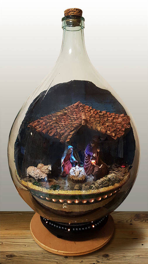 Il dono - Presepe realizzato senza scomporre la damigiana