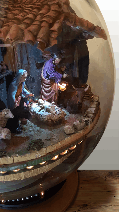 Il dono - Presepe realizzato senza scomporre la damigiana